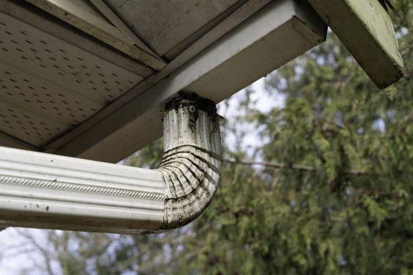 Downspout Cleaning in Turlock